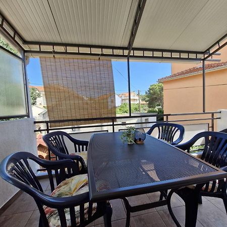 Apartmani Mare シベニク エクステリア 写真