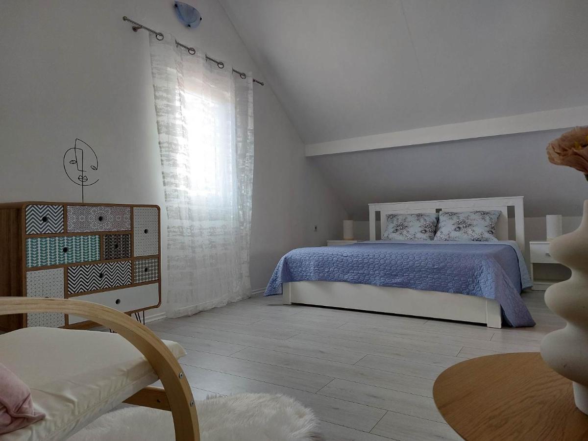 Apartmani Mare シベニク エクステリア 写真
